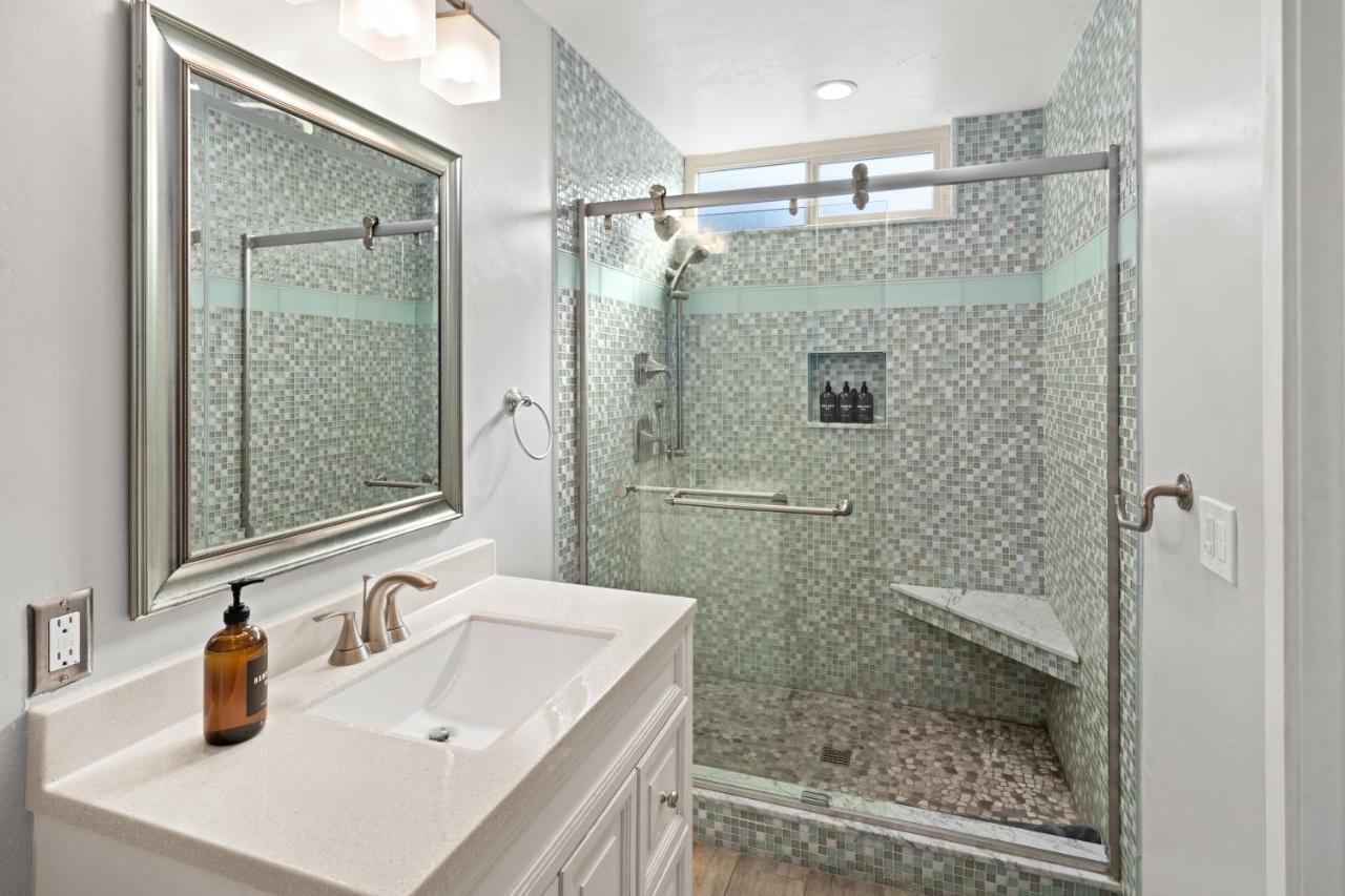 Stunning Beach Home - Large Patio, Parking, Ac & Dog Friendly! San Diego Exterior photo